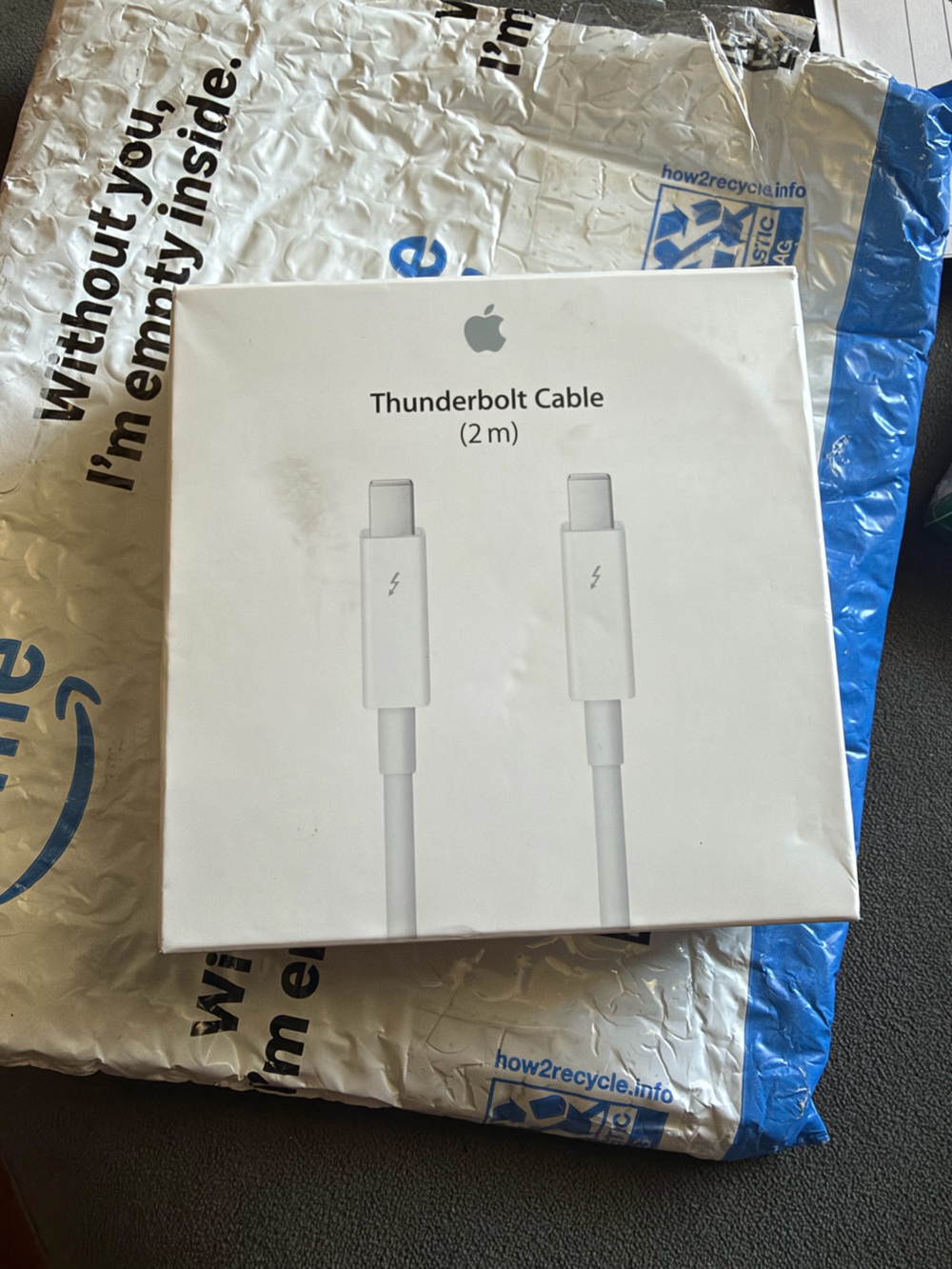 Apple Thunderbolt Cable — White